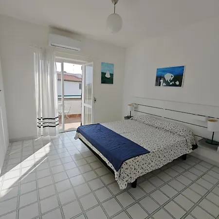 R30 - - Con Giardino Apartman *